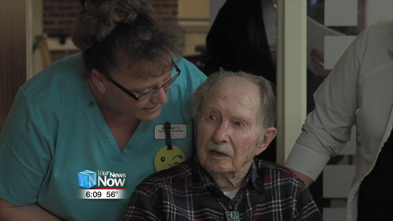 Celina man turns 104 3.jpg